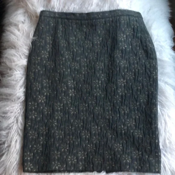 🇺🇸 Moschino Medium Stunning color and fit - Picture 11 of 16